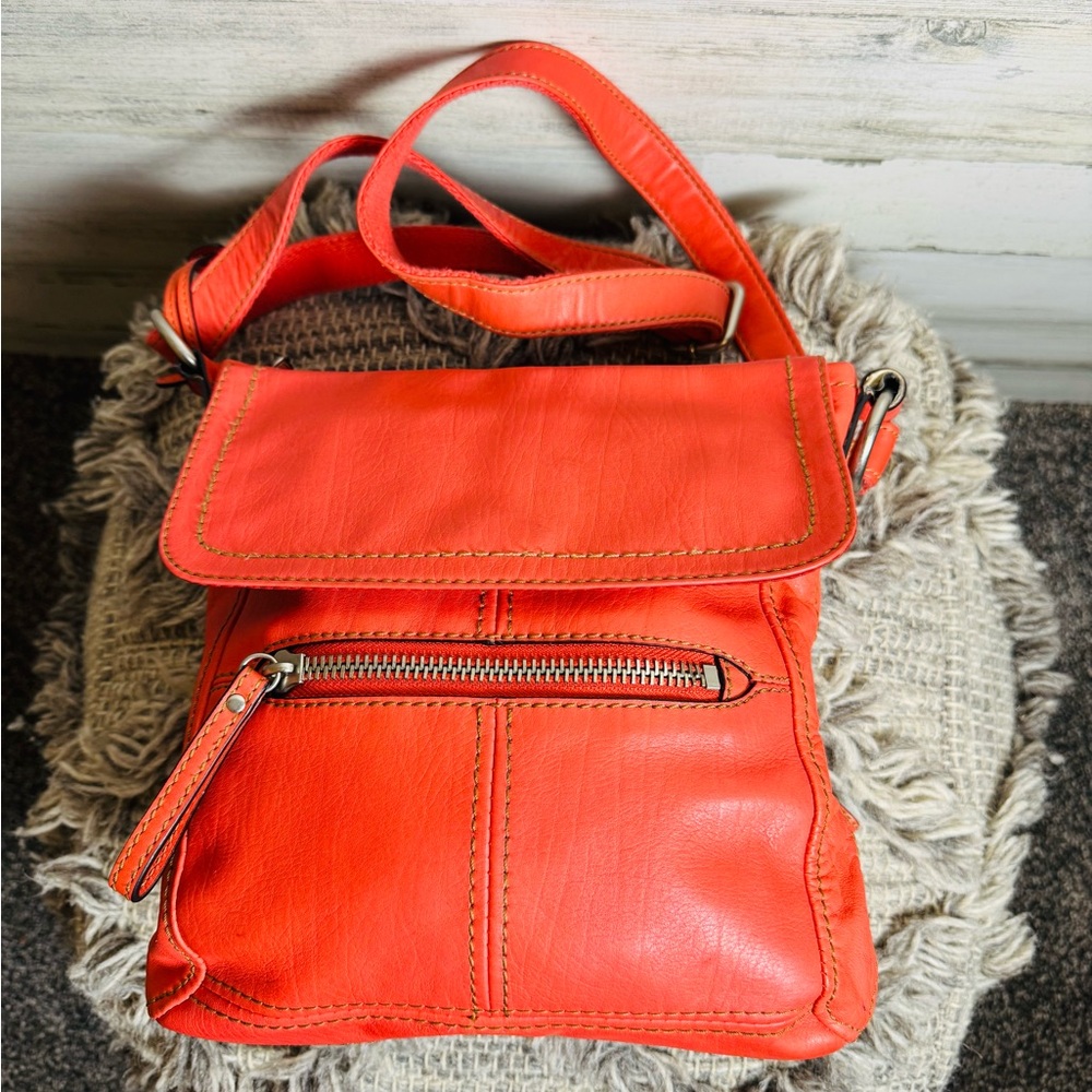 Fossil Crossbody Purse Bag Coral Leather Adjustable Strap w/Signature key charm